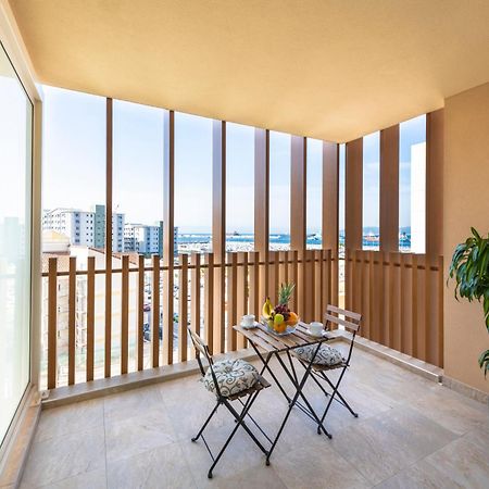 Bentley Holiday Apartments - West One Gibraltar Exterior foto
